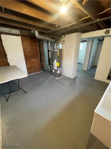 4885 E 107th Street, Garfield Heights, OH 44125