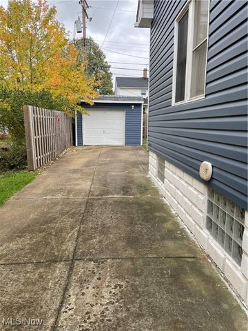 4885 E 107th Street, Garfield Heights, OH 44125