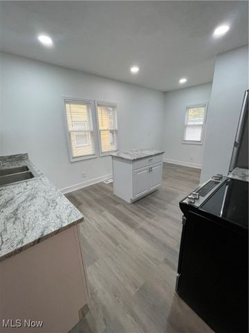 4885 E 107th Street, Garfield Heights, OH 44125