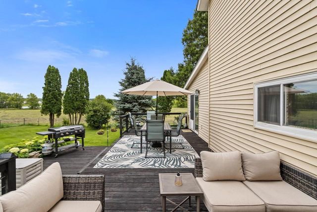 2803 N County Road M, Verona, WI 53593