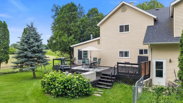 2803 N County Road M, Verona, WI 53593