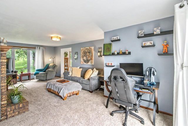2803 N County Road M, Verona, WI 53593