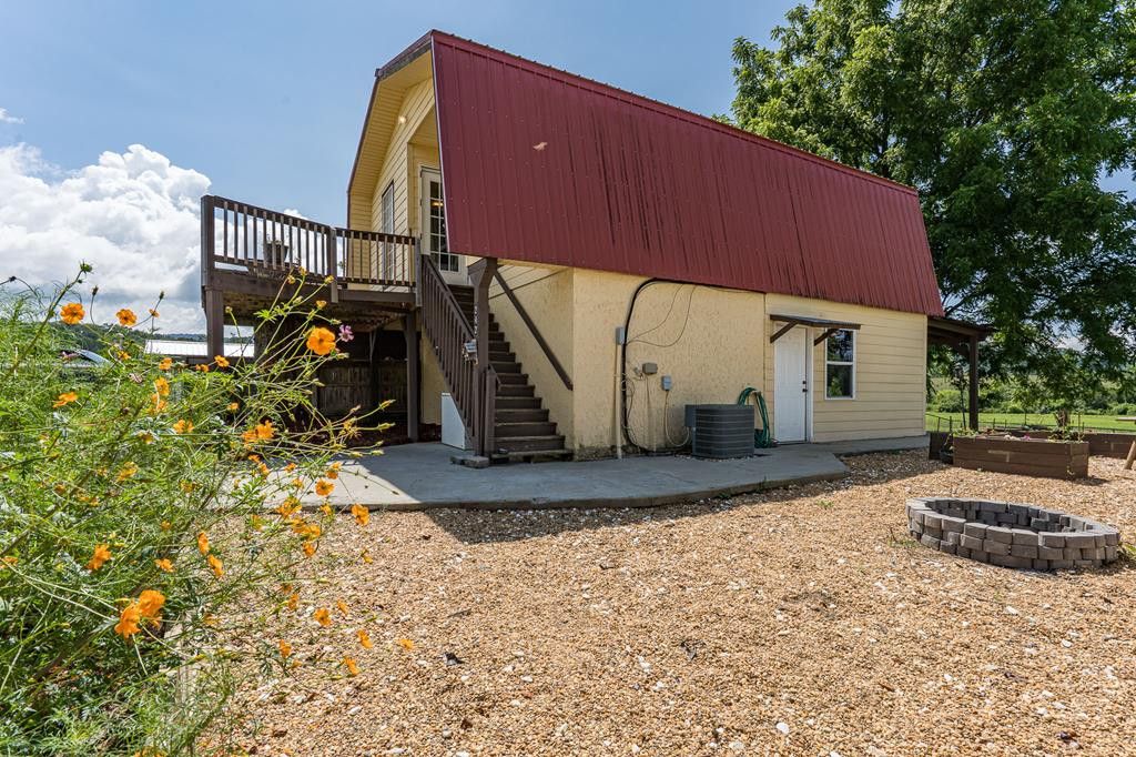 242 Deer Way, Marble, NC 28905