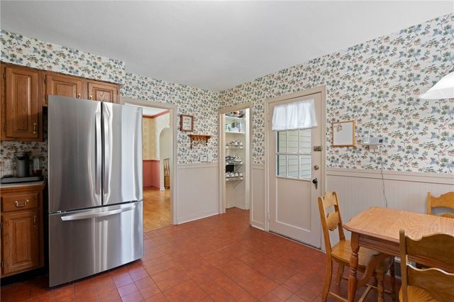 569 Dorseyville Rd, O'hara, PA 15238