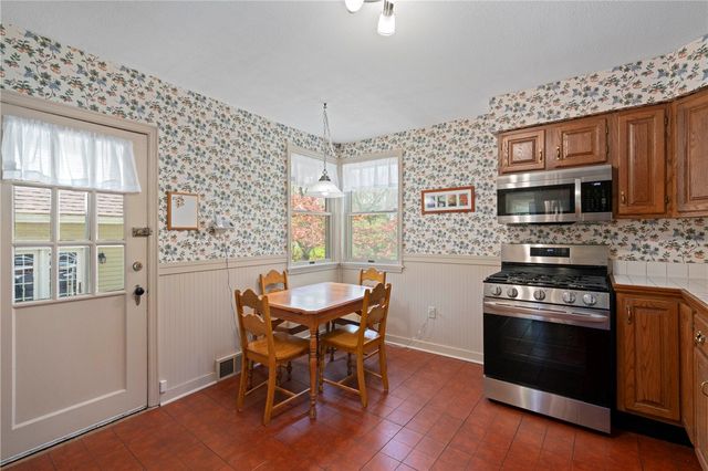 569 Dorseyville Rd, O'hara, PA 15238