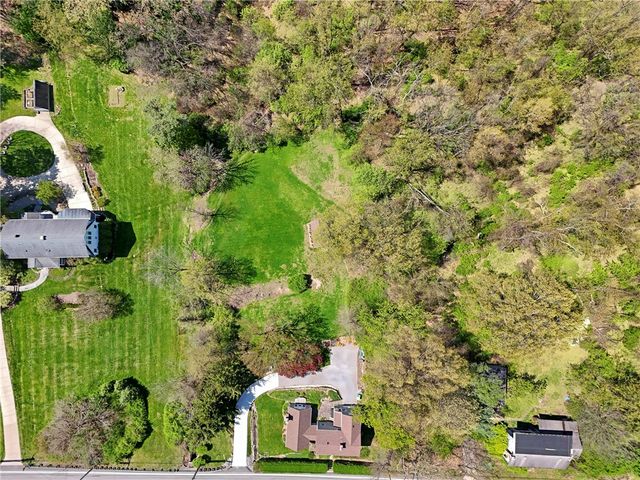 569 Dorseyville Rd, O'hara, PA 15238