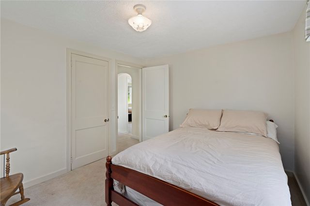 569 Dorseyville Rd, O'hara, PA 15238