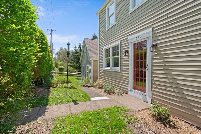 569 Dorseyville Rd, O'hara, PA 15238