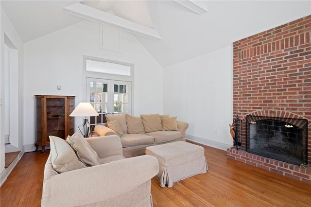 569 Dorseyville Rd, O'hara, PA 15238