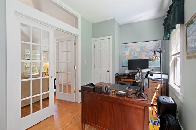 569 Dorseyville Rd, O'hara, PA 15238