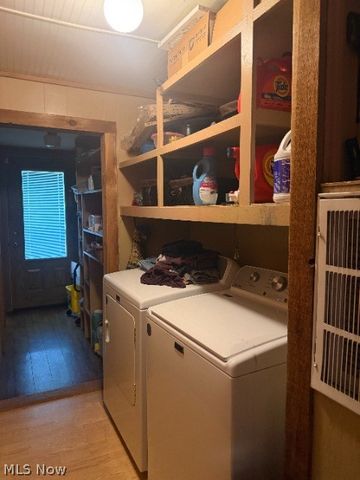 900 Dugan Road, Belpre, OH 45714