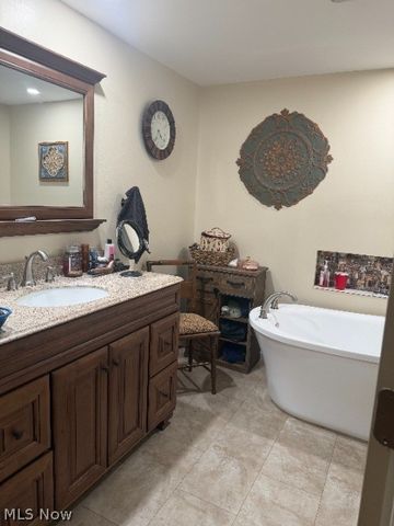 900 Dugan Road, Belpre, OH 45714