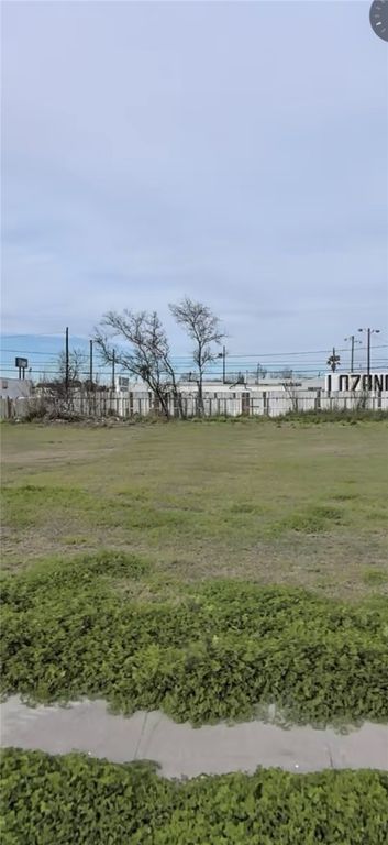 2510 Johanna St, Corpus Christi, TX 78415 — photo 2