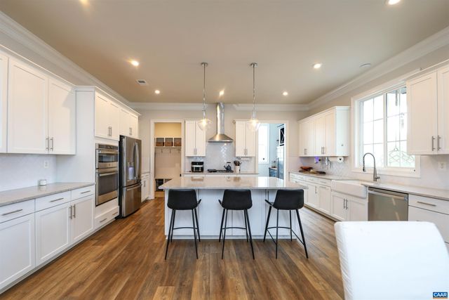 2483 FERNDOWN LN, Keswick, VA 22947