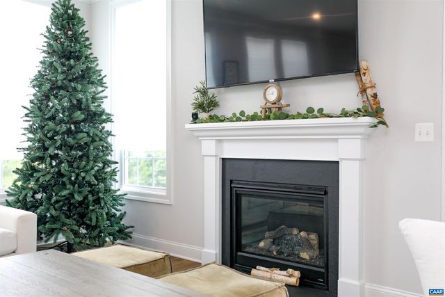2483 FERNDOWN LN, Keswick, VA 22947