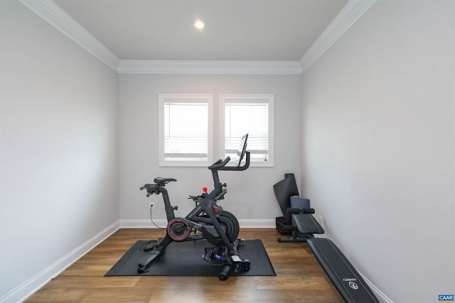 2483 FERNDOWN LN, Keswick, VA 22947