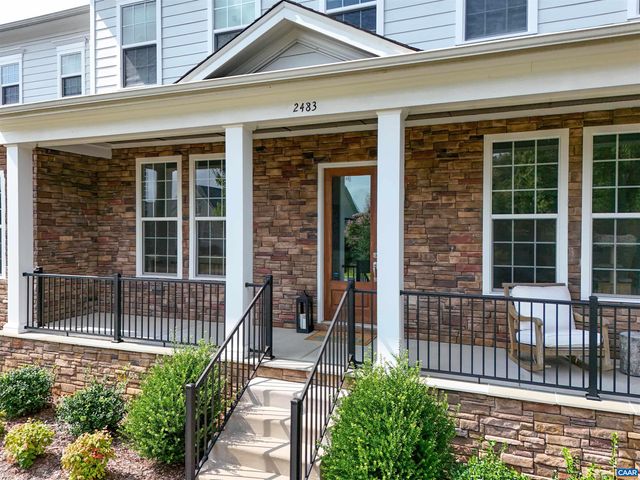 2483 FERNDOWN LN, Keswick, VA 22947