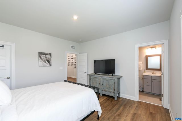 2483 FERNDOWN LN, Keswick, VA 22947