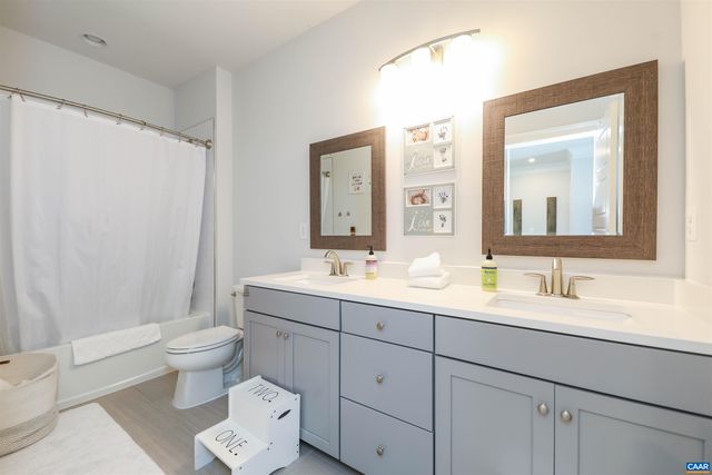 2483 FERNDOWN LN, Keswick, VA 22947