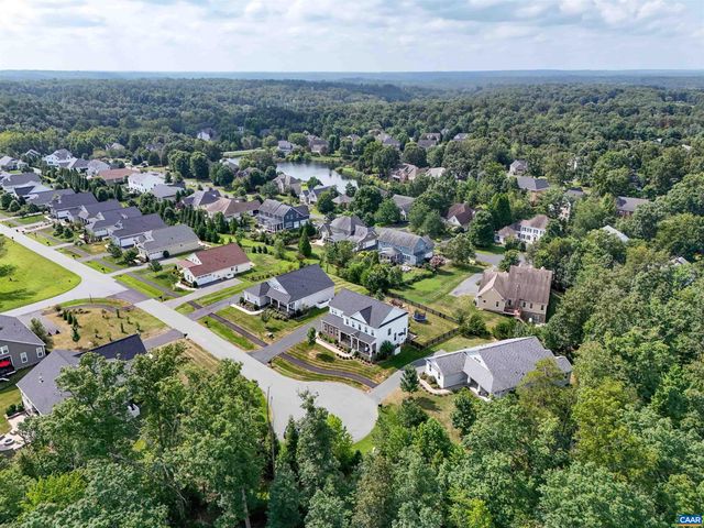 2483 FERNDOWN LN, Keswick, VA 22947