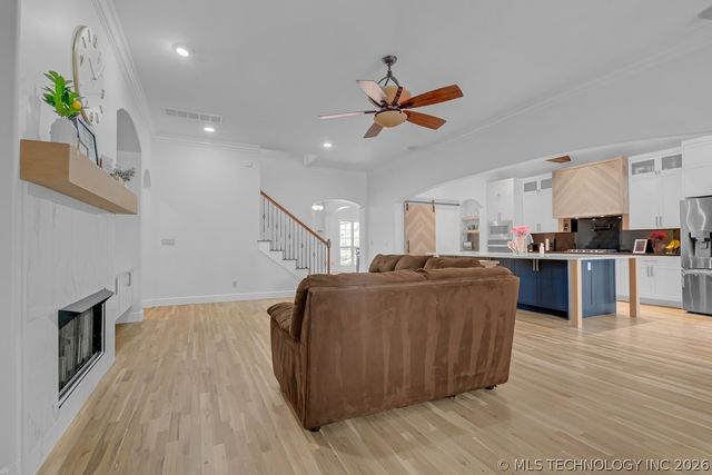 10488 S 87th East Avenue, Tulsa, OK 74133