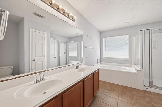 3216 Victorian Manor Lane, Houston, TX 77047