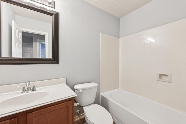 3216 Victorian Manor Lane, Houston, TX 77047