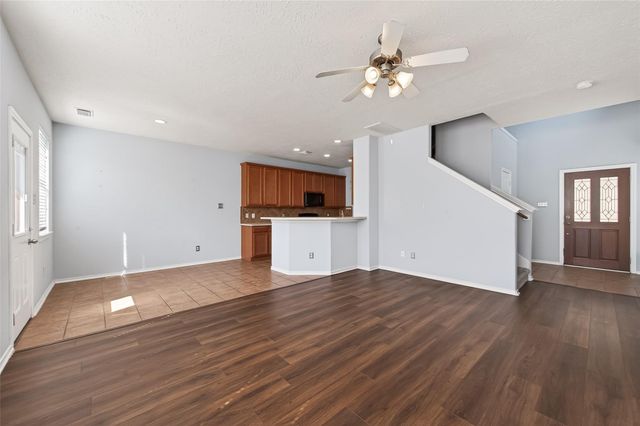 3216 Victorian Manor Lane, Houston, TX 77047