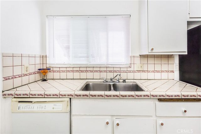 967 S Citron, Anaheim, CA 92805
