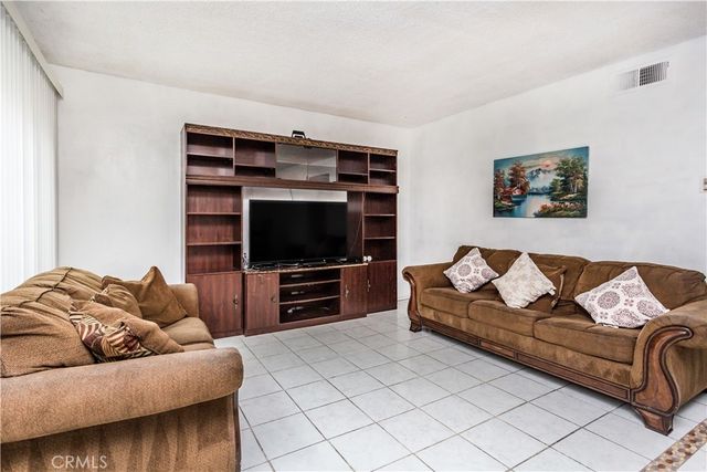 967 S Citron, Anaheim, CA 92805