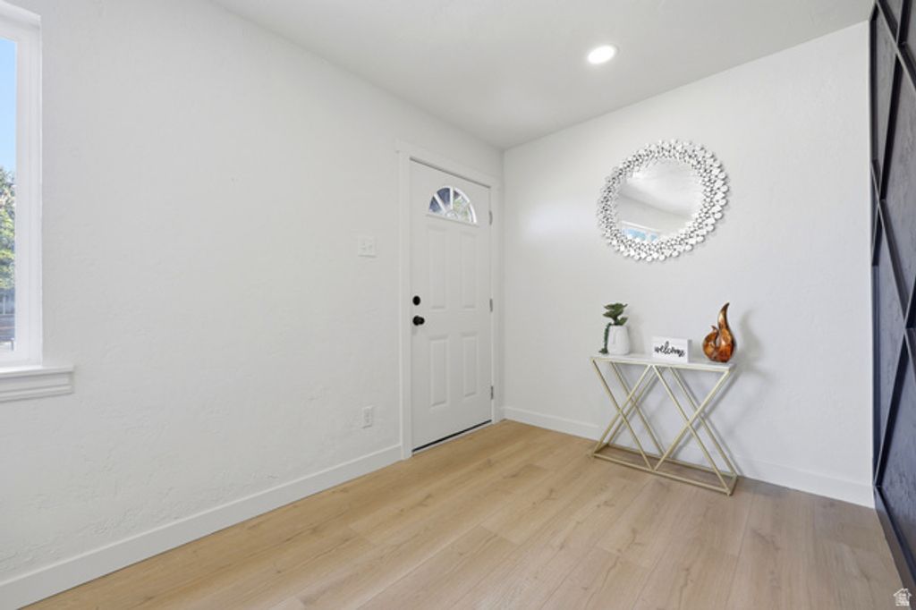 5006 S 4420 W, Salt Lake City, UT 84118 — photo 2
