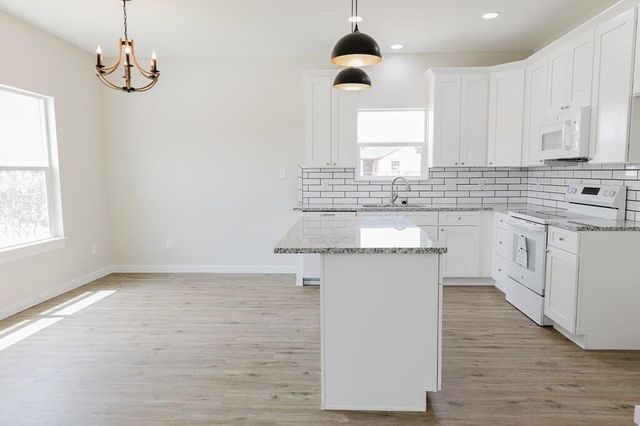 214 W 27th Street, San Angelo, TX 76903