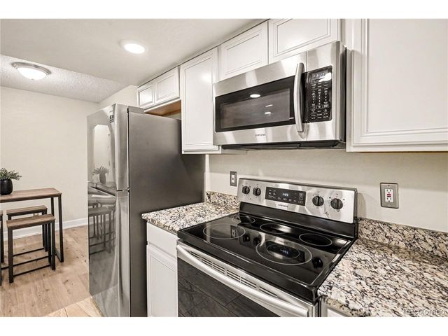 8376 S Upham Way B-105, Littleton, CO 80128