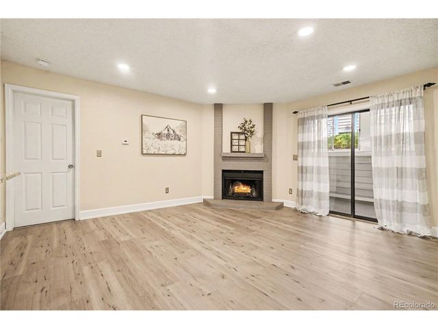 8376 S Upham Way B-105, Littleton, CO 80128
