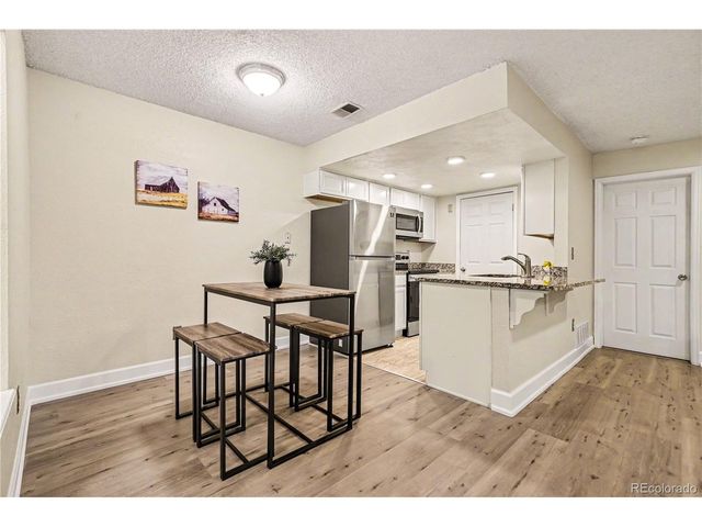 8376 S Upham Way B-105, Littleton, CO 80128