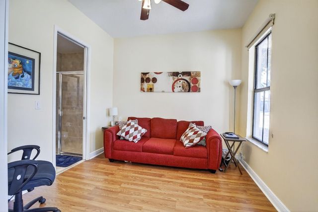 8541 NW 38th Street, Cooper City, FL 33024