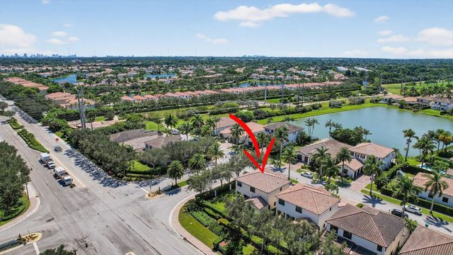 8541 NW 38th Street, Cooper City, FL 33024