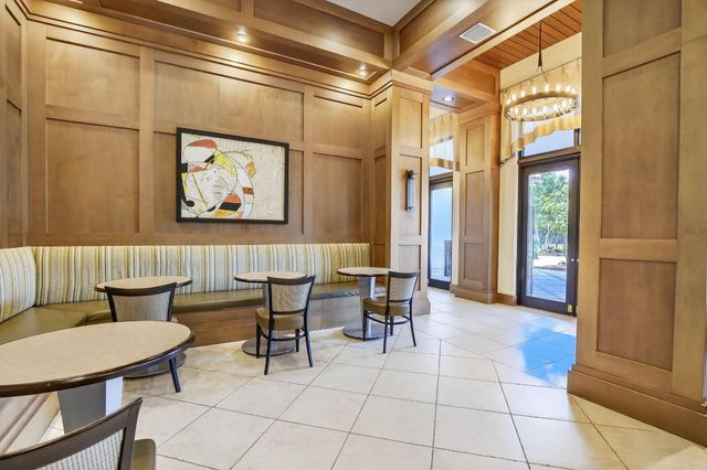 8541 NW 38th Street, Cooper City, FL 33024