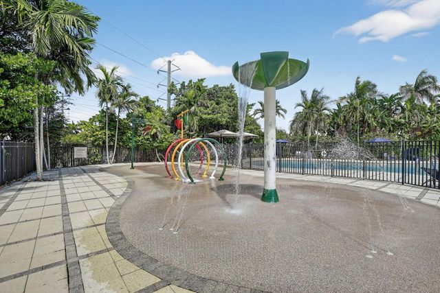 8541 NW 38th Street, Cooper City, FL 33024