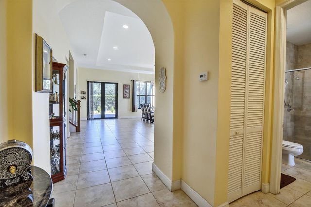 8541 NW 38th Street, Cooper City, FL 33024