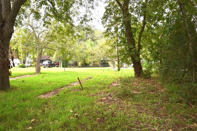 2722 47th Street, Dickinson, TX 77539