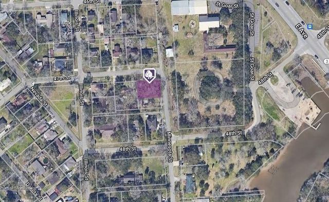 2722 47th Street, Dickinson, TX 77539