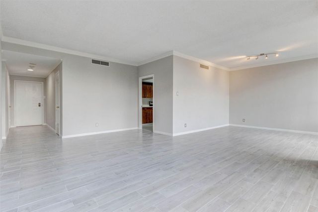 14 Greenway Plaza 5O, Houston, TX 77046