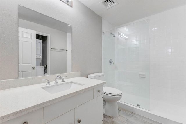 14 Greenway Plaza 5O, Houston, TX 77046