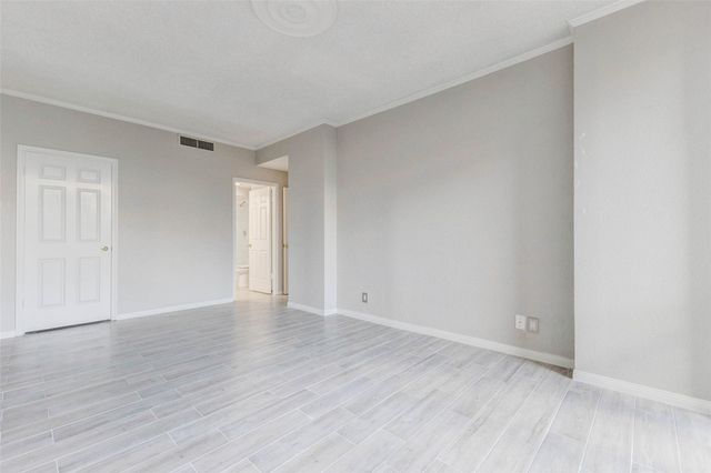 14 Greenway Plaza 5O, Houston, TX 77046