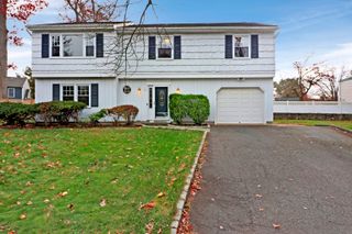 30 Honeysuckle Drive, Norwalk, CT 06851