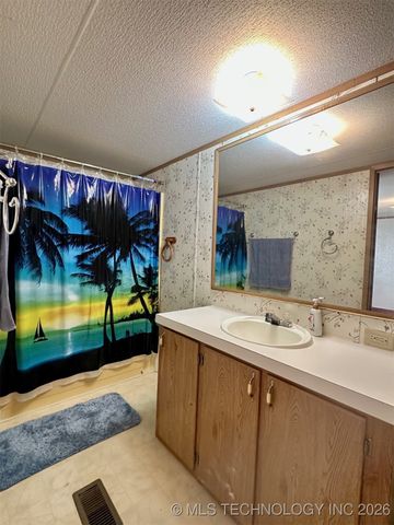 13257 Meadowlark Lane, Kingston, OK 73446