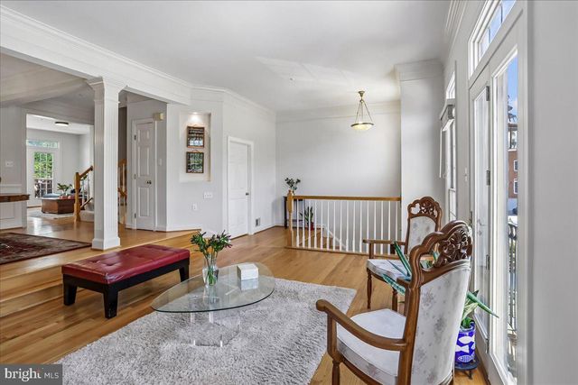 10407 DALEBROOKE LN, Potomac, MD 20854