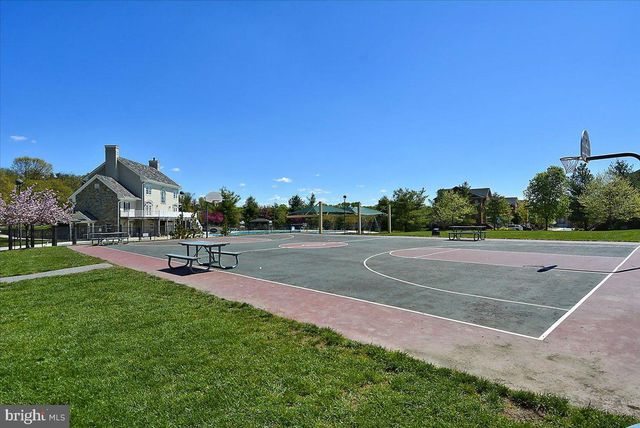 10407 DALEBROOKE LN, Potomac, MD 20854