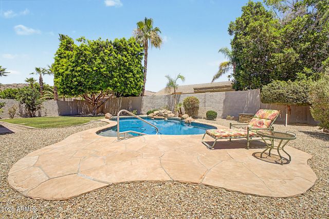 1632 W Frye Road, Phoenix, AZ 85045